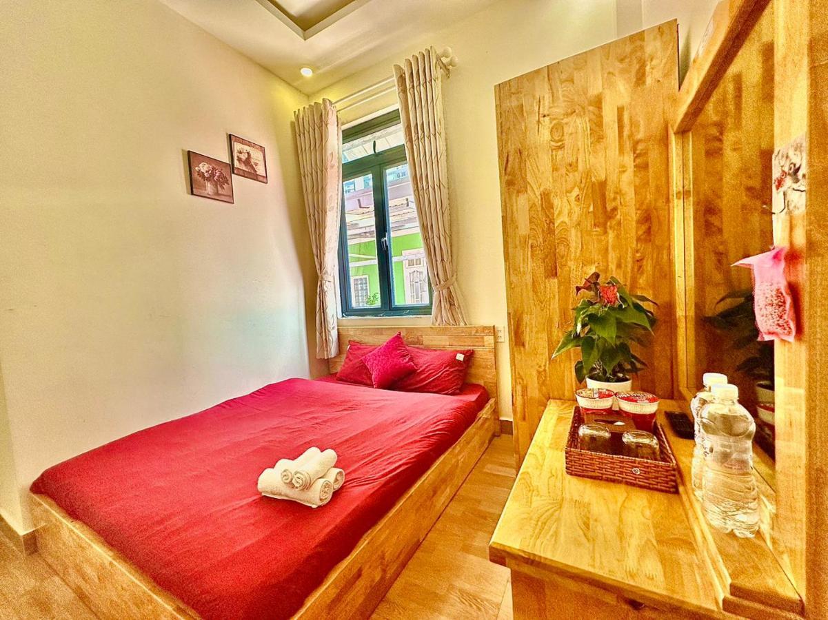 Hotel Khach San Minh Ha Đà Lạt Exterior foto