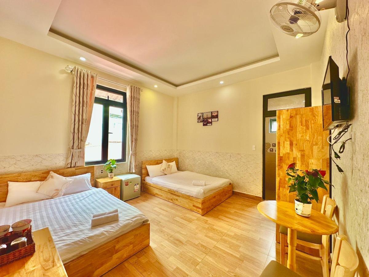 Hotel Khach San Minh Ha Đà Lạt Exterior foto