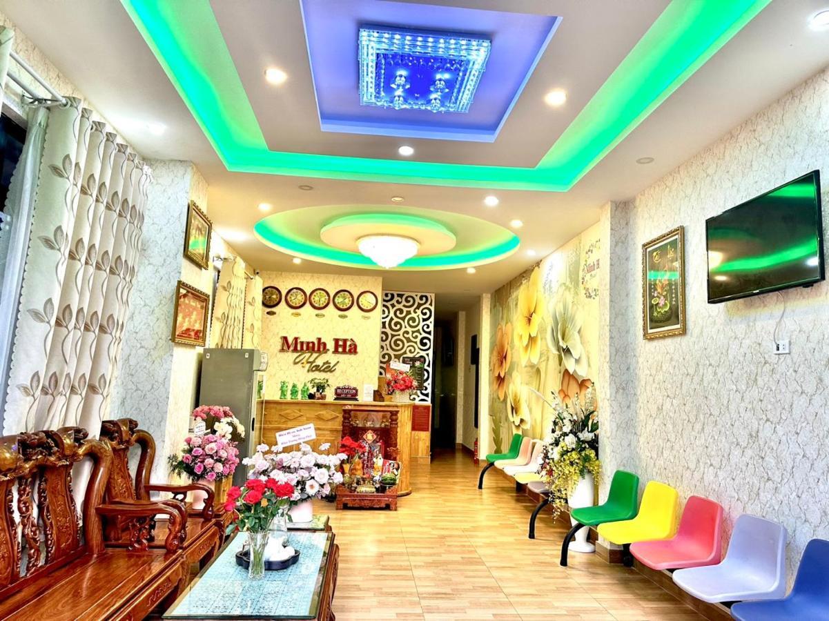 Hotel Khach San Minh Ha Đà Lạt Exterior foto