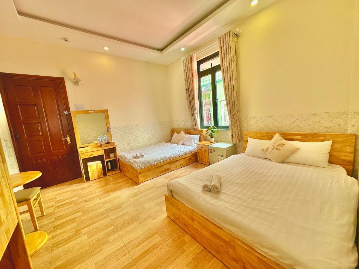 Hotel Khach San Minh Ha Đà Lạt Exterior foto
