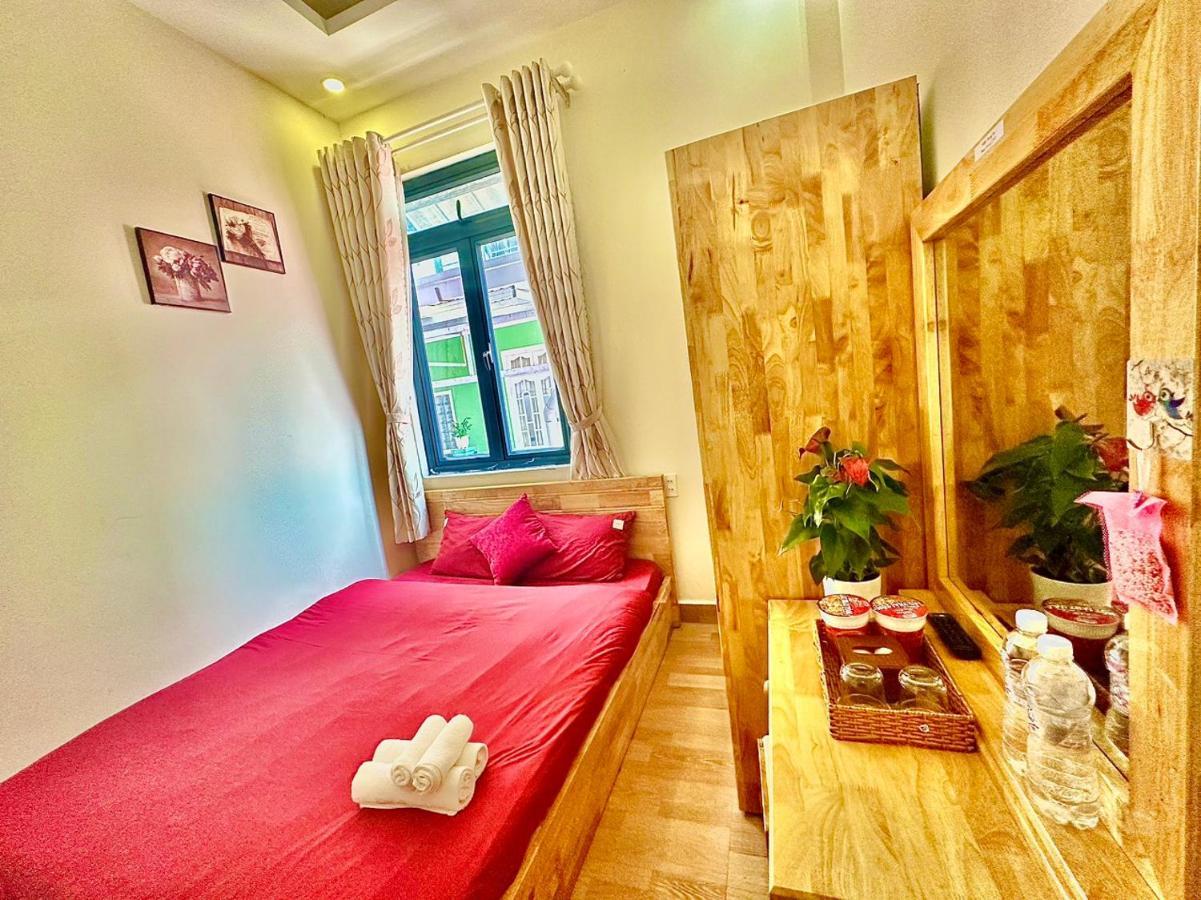 Hotel Khach San Minh Ha Đà Lạt Exterior foto