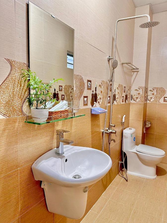 Hotel Khach San Minh Ha Đà Lạt Exterior foto